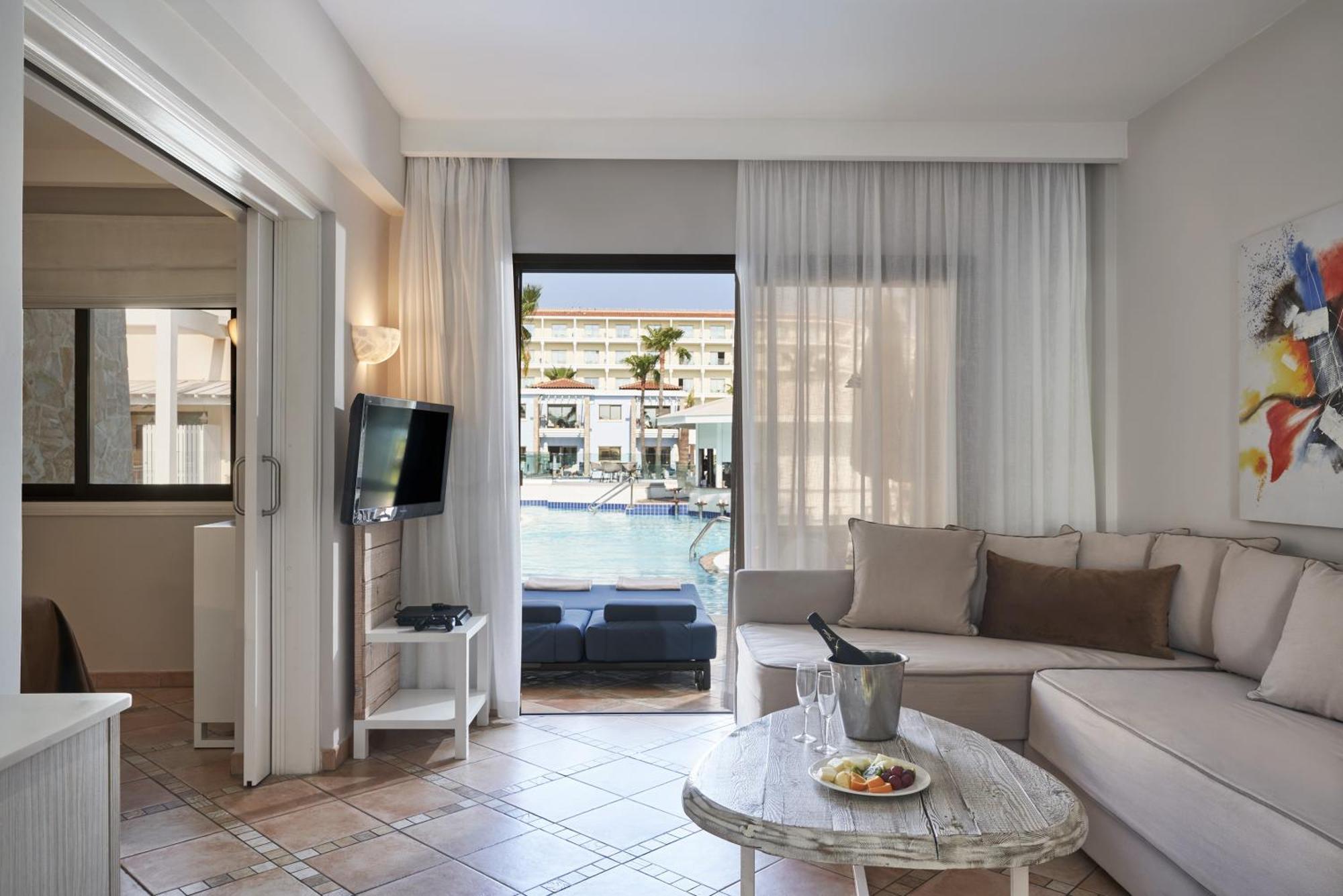 Atlantica Aeneas Resort 圣纳帕 外观 照片