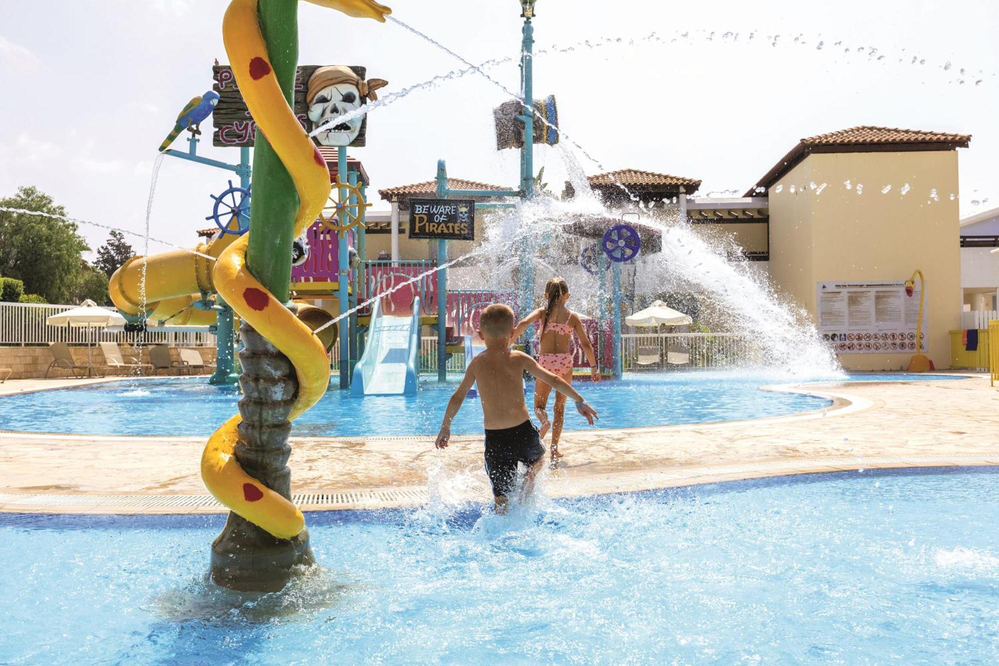 Atlantica Aeneas Resort 圣纳帕 外观 照片