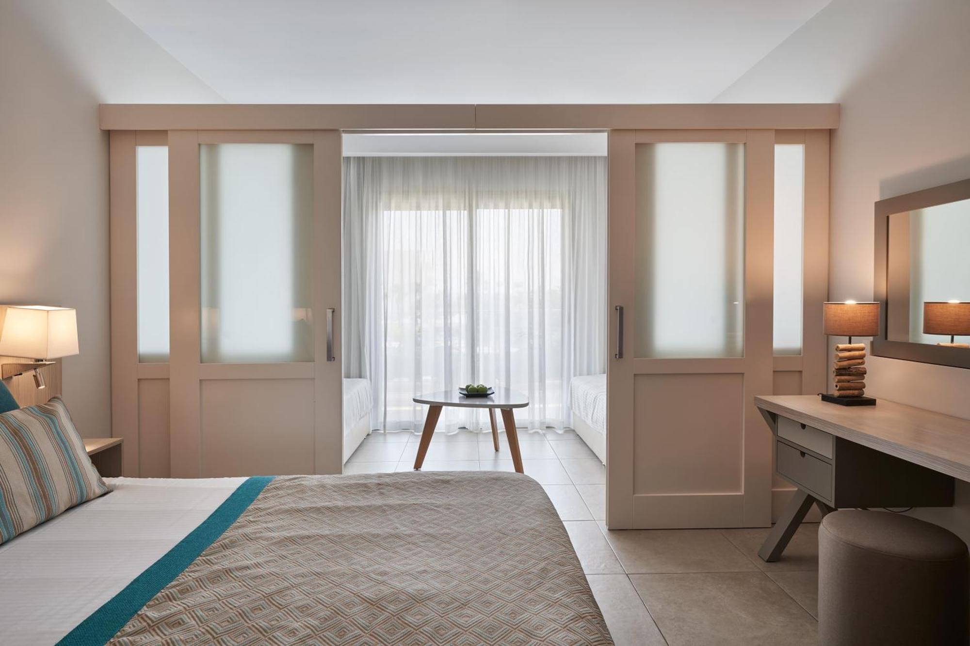 Atlantica Aeneas Resort 圣纳帕 外观 照片