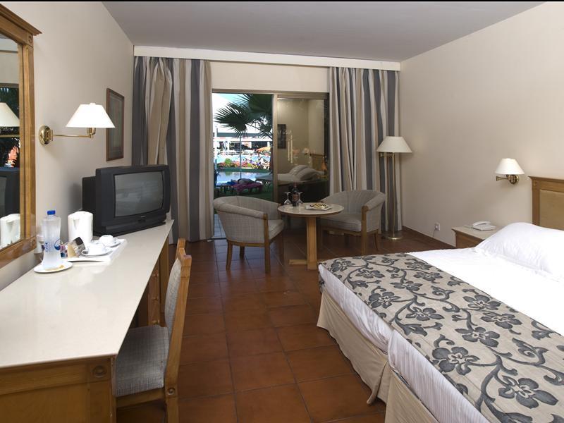 Atlantica Aeneas Resort 圣纳帕 客房 照片